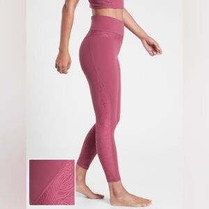 Athleta Luxe Mesh Lace 7/8 Tight Leggings Victorian Berry Pink Size XS